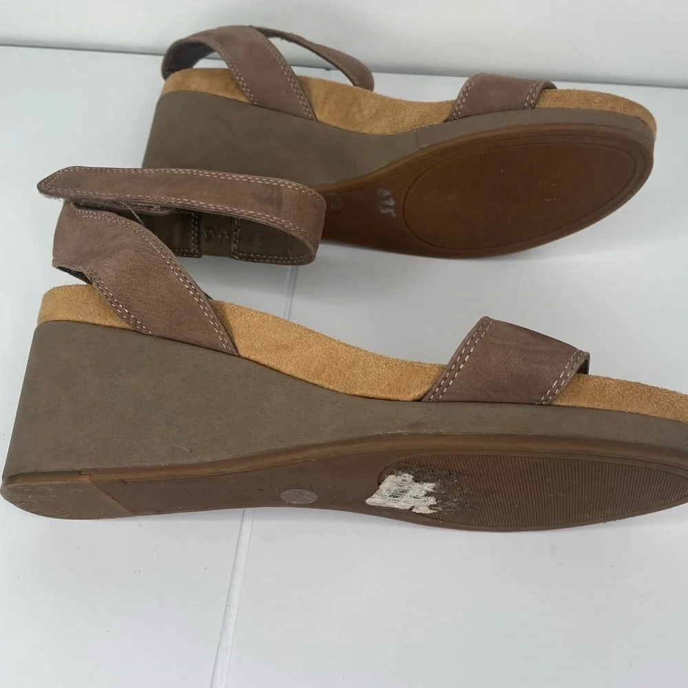 Lucky Brand NWOT or Box Women's Brown Wedge Sandals - Picture 4 of 6